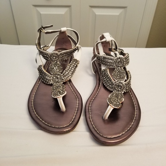 Vince Camuto Shoes - Vince Camuto Womens 6Rhinestone Embellished Thong Sandals White Ankle Strap Flat